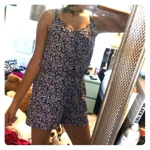 Romper with POCKETS!!!